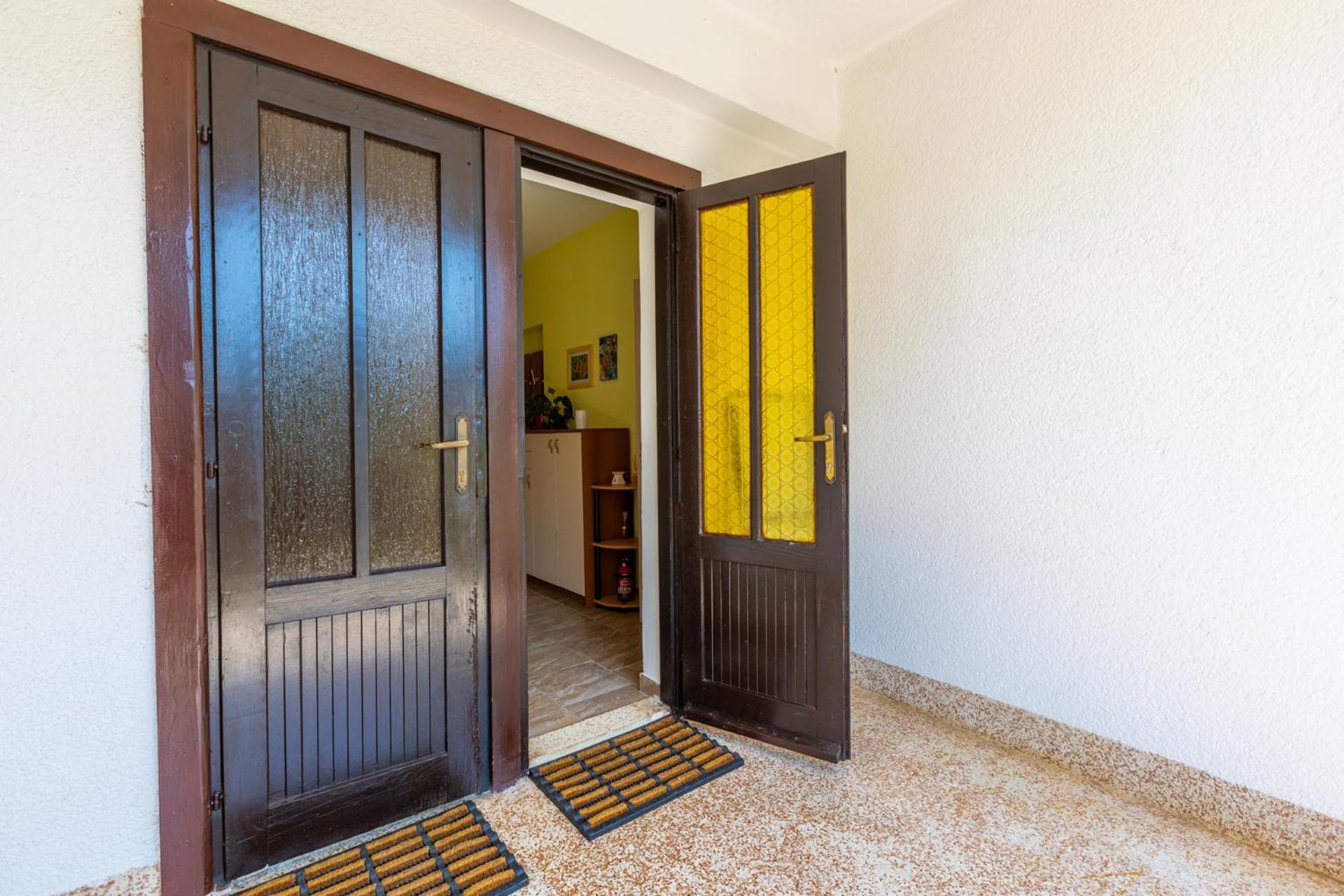 Apartman Kovac Malinska Exterior photo